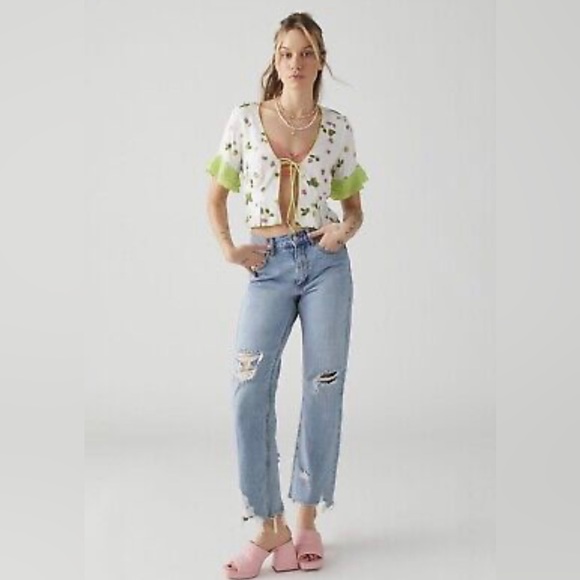 URBAN OUTFITTERS tie front strawberry butterfly print TOP - Picture 3 of 8